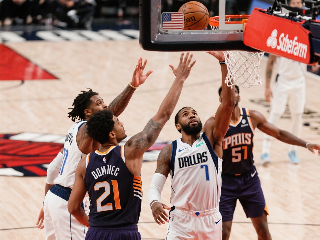 东契奇绝妙背传助攻 史密斯三分精准命中 对于球队而言,这一刻不仅仅是一记得分,还